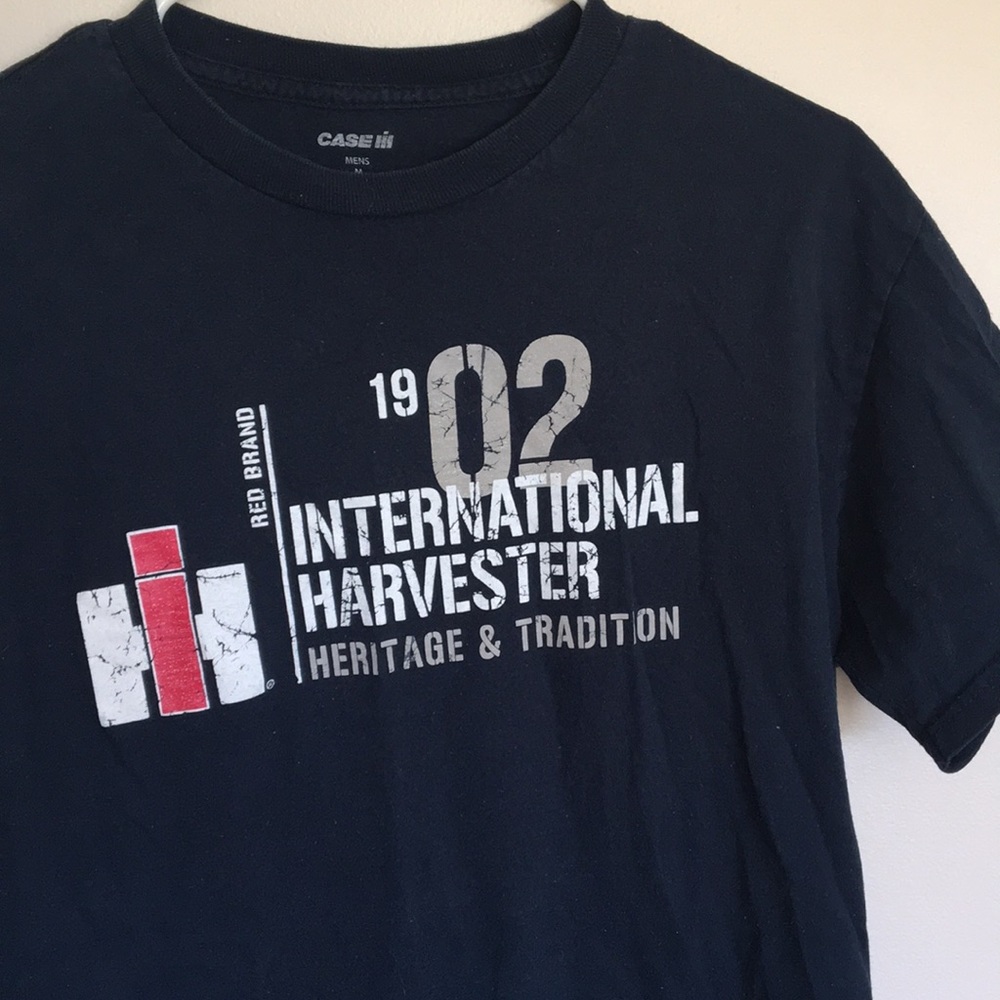 Case tee